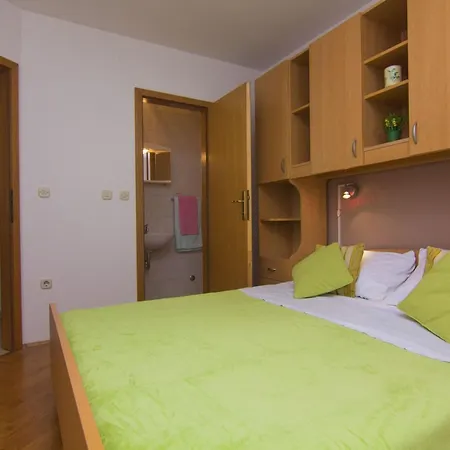 Refined And Timeless Krk With Terrace - Two Bedroom With Terrace Apartman *